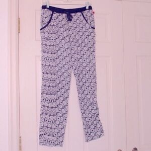 Josie pajamas size Medium pj black bottoms